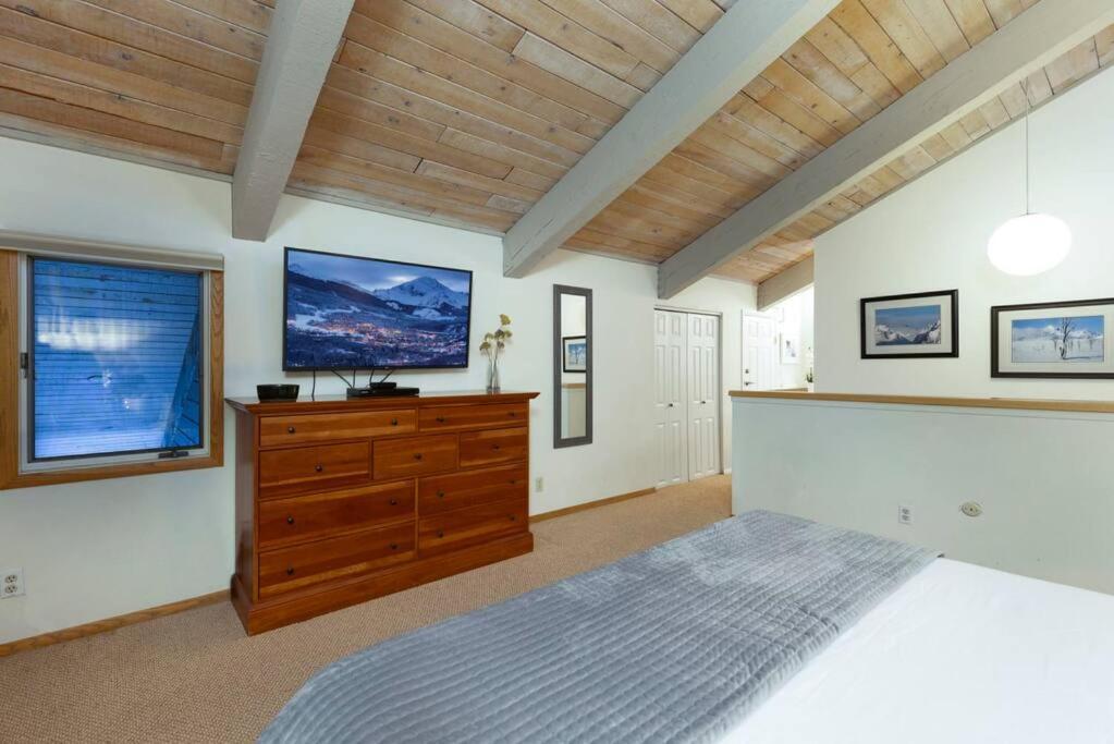 Updated 3 Bedroom 2 Ba With Pool & Hot Tub - Stunning Mountain Views! Snowmass Village Eksteriør billede