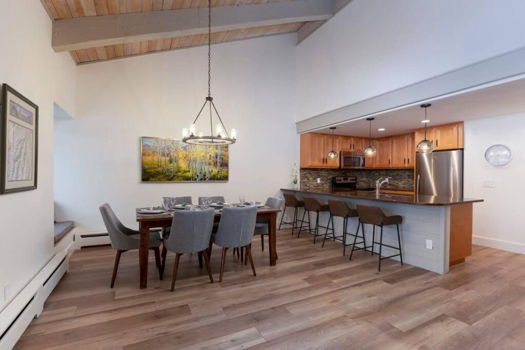 Updated 3 Bedroom 2 Ba With Pool & Hot Tub - Stunning Mountain Views! Snowmass Village Eksteriør billede